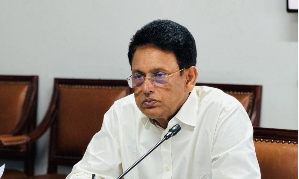 ‘ফলাফল তোমার পরিচয় নয়’: অকৃতকার্য শিক্ষার্থীদের পাশে দাঁড়ালেন শিক্ষামন্ত্রী