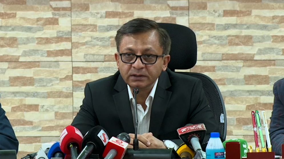 সরকার পরিস্থিতি ঘনিষ্ঠভাবে পর্যবেক্ষণ করছে: বাণিজ্যমন্ত্রী