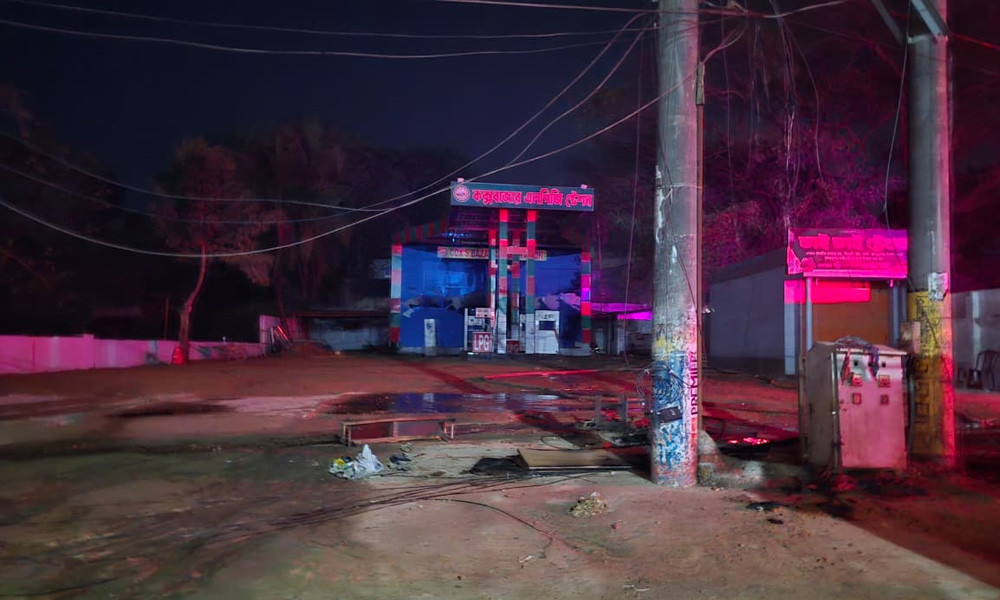 কক্সবাজারে অনুমতি ছাড়া এলপিজি গ্যাস পাম্প বিস্ফোরণ, ১৬ দগ্ধ; ১০ জনের অবস্থা গুরুতর
