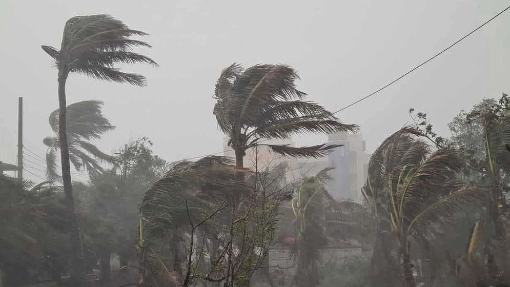 খাগড়াছড়িতে টানা ৫ দিন বিদ্যুৎহীনতা, চরম দুর্ভোগে জনজীবন