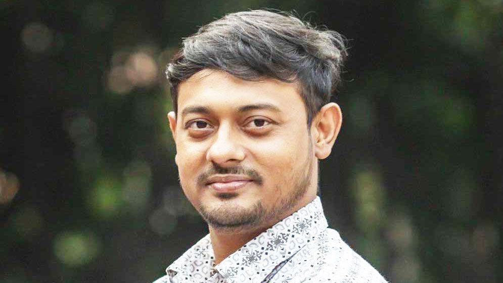 নাসীরুদ্দীন পাটওয়ারীকে লিগ্যাল নোটিশ, অভিযোগ প্রধানমন্ত্রী ও তার মেয়েকে নিয়ে কটূক্তির