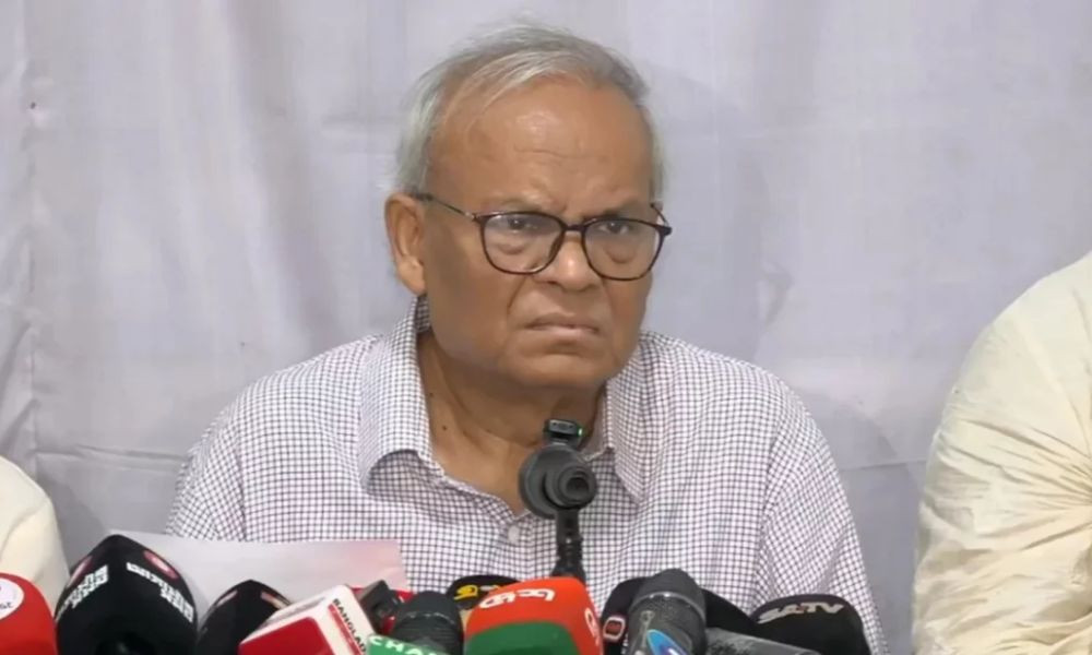 জামায়াতে চাঁদাবাজ রয়েছে, সরকারের সমালোচনায় সত্যনিষ্ঠ হওয়ার আহ্বান রিজভীর