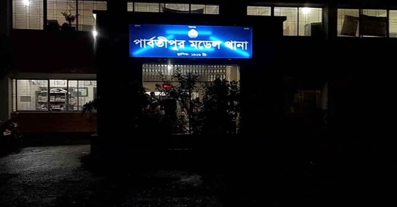 চাঁদাবাজির অভিযোগে এনসিপি নেতা সেনাবাহিনীর হাতে আটক