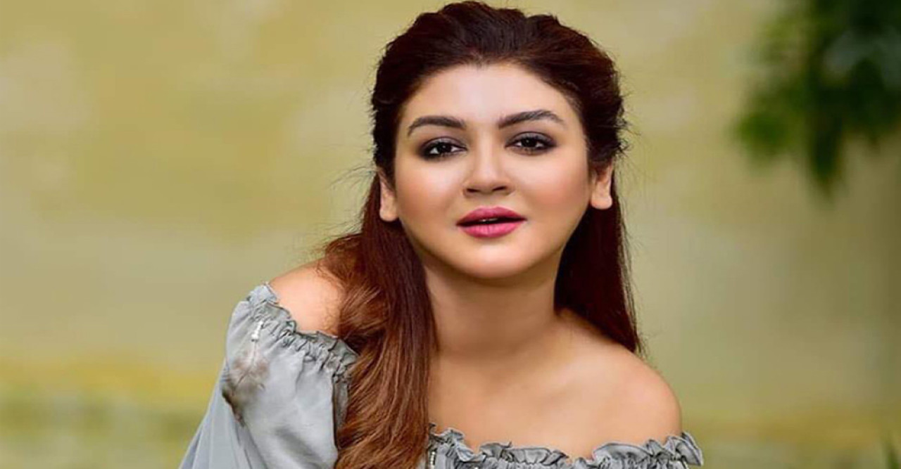 প্রথমবার সম্পর্কে থাকার কথা স্বীকার করলেন জয়া আহসান