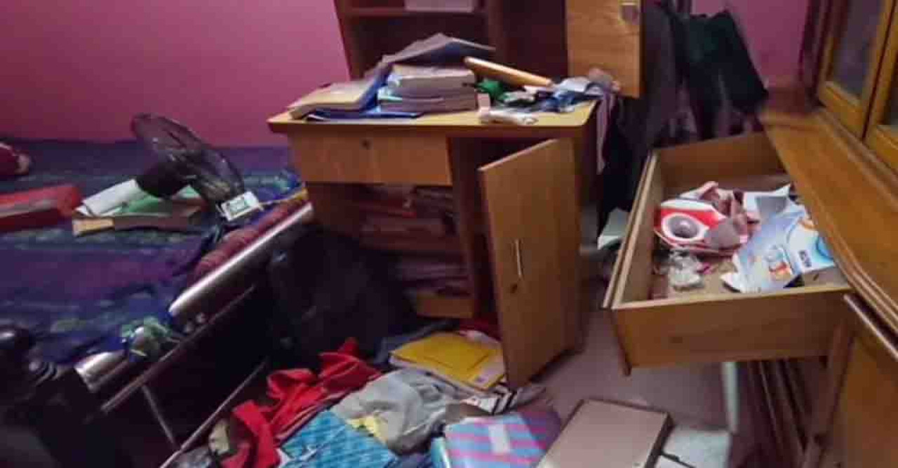 সাভারে ডিবি পরিচয়ে ফ্ল্যাটে ডাকাতি, নগদ টাকা-স্বর্ণালঙ্কার লুট