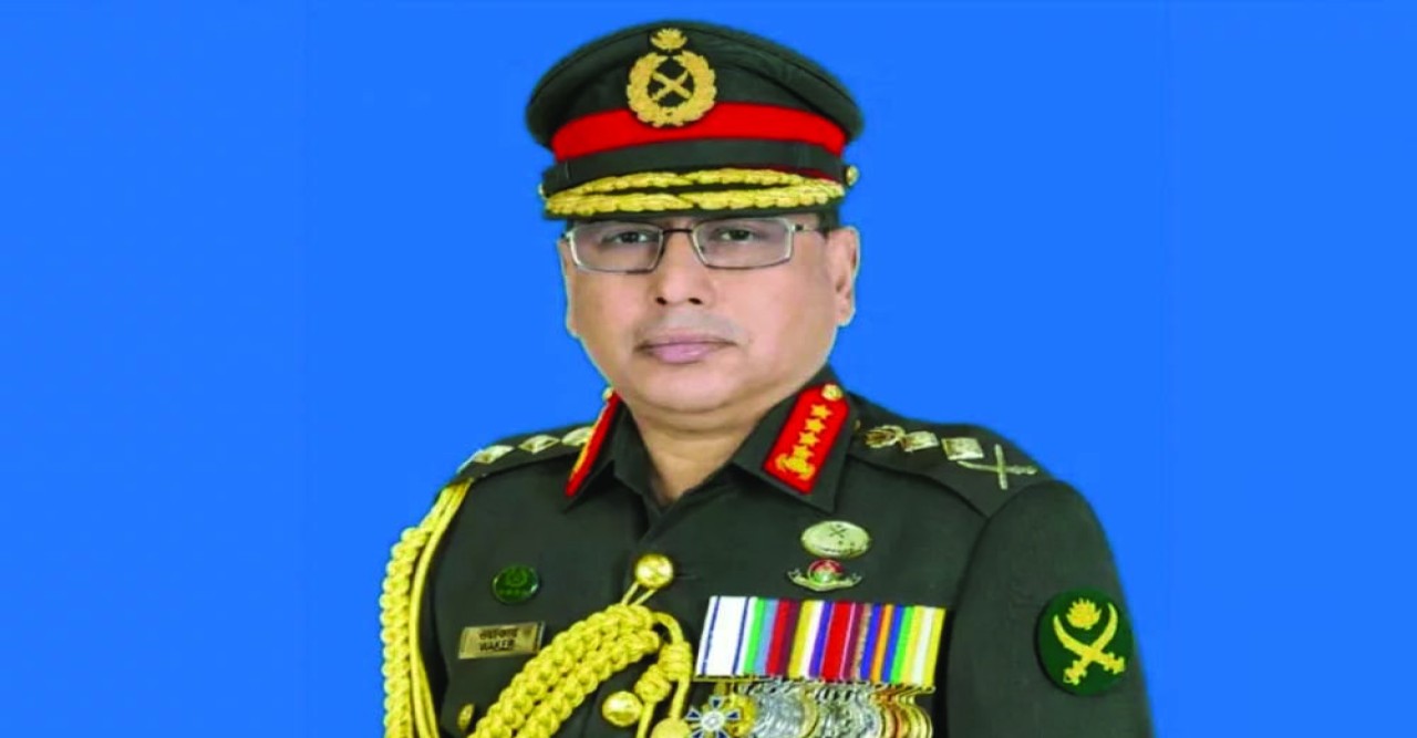 ‘ভালো রেজাল্টই সব নয়, ভালো মানুষ হতে হবে’—জয়পুরহাটে সেনাপ্রধান জেনারেল ওয়াকার-উজ-জামান