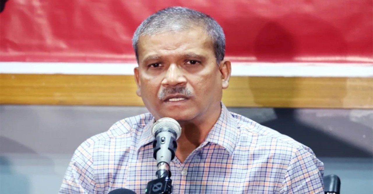 তারেক রহমানের দেশে ফেরায় আইনগত বাধা নেই: আইন উপদেষ্টা ড. আসিফ নজরুল