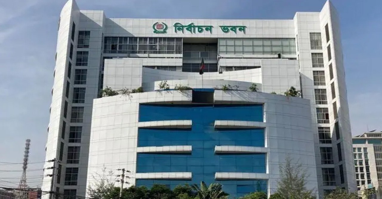 সিইসির সঙ্গে বৈঠকে ইউরোপীয় ইউনিয়নের প্রতিনিধিদল, আলোচনায় ত্রয়োদশ জাতীয় নির্বাচন