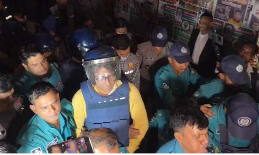 সন্ত্রাসবিরোধী আইনের মামলায় সাংবাদিক আনিস আলমগীরের ৫ দিনের রিমান্ড