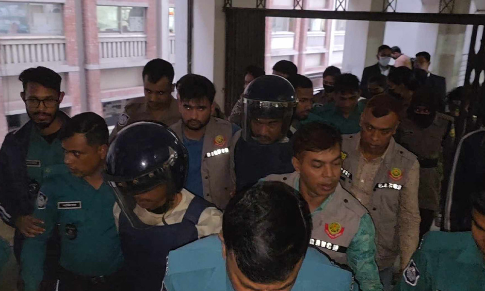 শরিফ ওসমান হাদিকে হত্যাচেষ্টা মামলায় দুই আসামির ৩ দিনের রিমান্ড মঞ্জুর