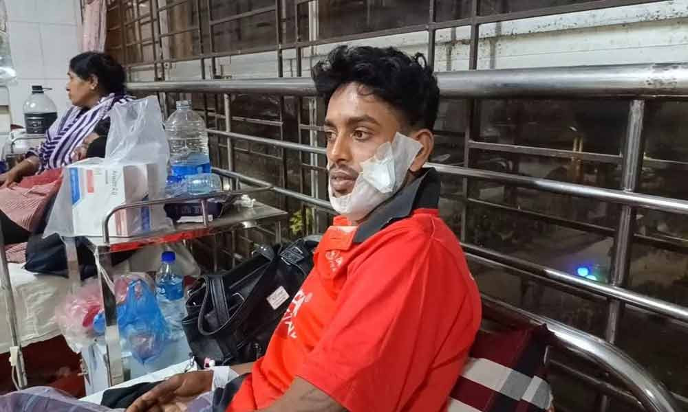 মাদারীপুরে আধিপত্য বিস্তার নিয়ে সংঘর্ষ, হাতবোমা বিস্ফোরণে আহত অন্তত ৮