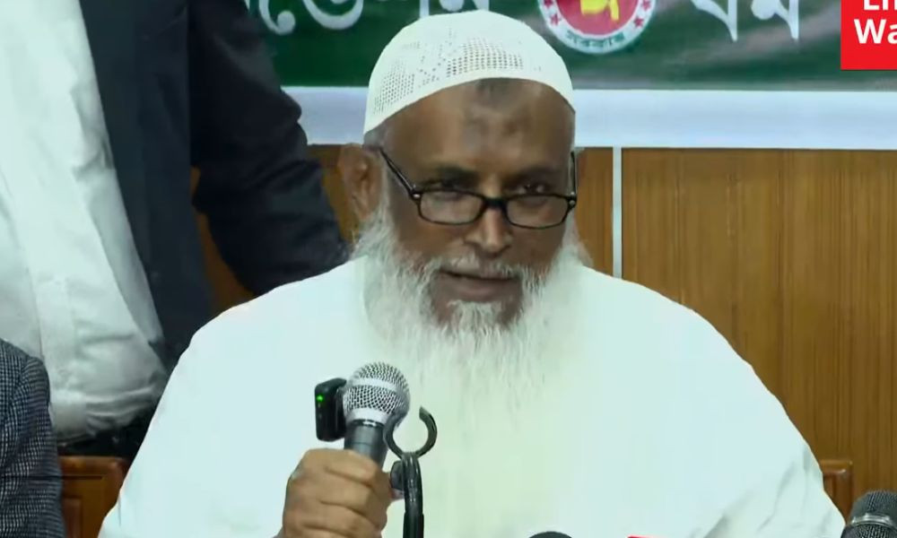 নিজেকে ‘জনগণের কর্মী’ হিসেবে উল্লেখ করলেন ধর্মমন্ত্রী