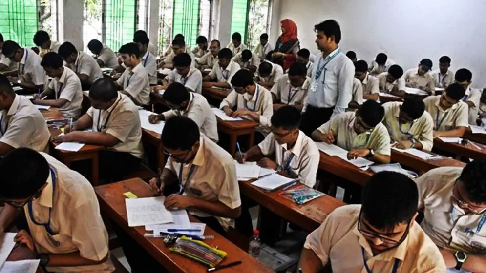 তিন সপ্তাহ পর আজ থেকে শুরু চট্টগ্রাম বোর্ডের এইচএসসির স্থগিত পরীক্ষা