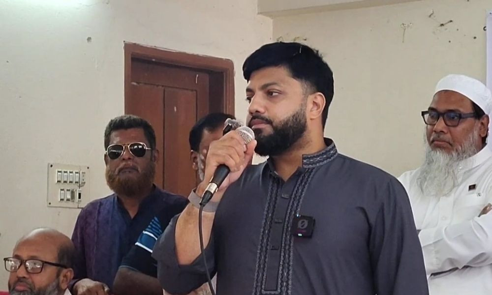 ‘গুপ্তদের হুমকি-ধমকি দেখে পাগলও হাসে’: ইশরাক হোসেন