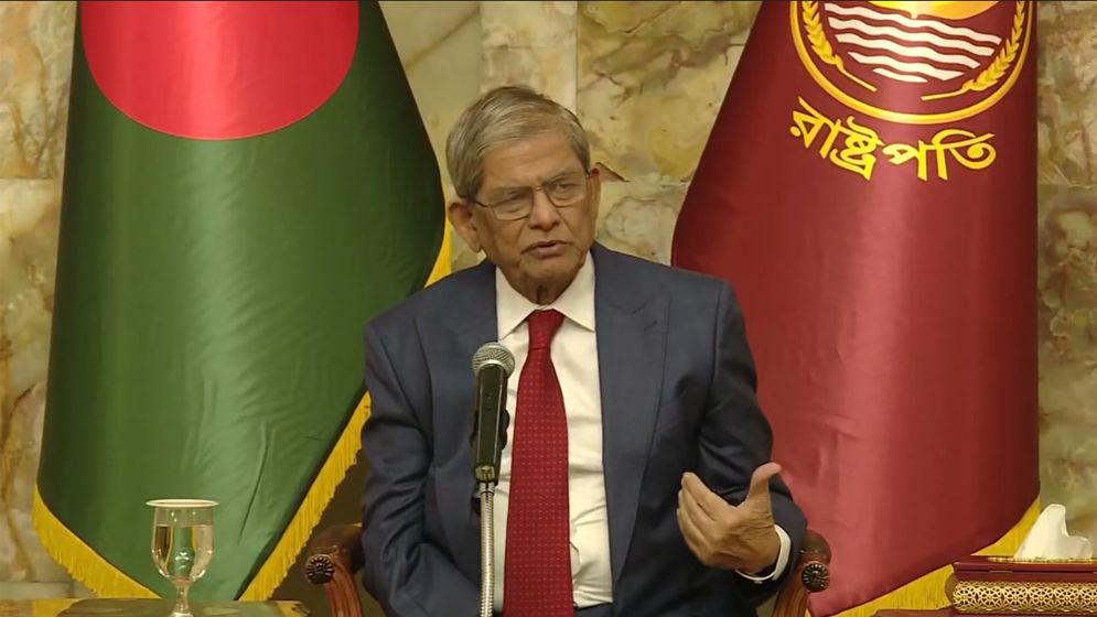 তরুণদের ব্যবসা-বাণিজ্যে এগিয়ে আসার আহ্বান রাষ্ট্রপতির