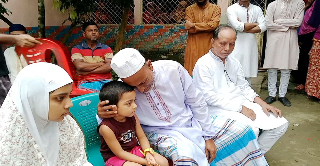 গফরগাঁওয়ে দাফন ফায়ার ফাইটার নুরুল হুদার