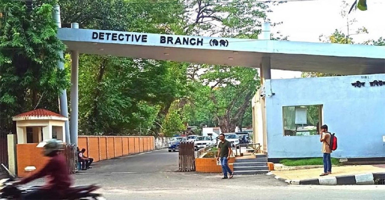 ঢাকায় অভিযান: নিষিদ্ধ আওয়ামী লীগের ৪৪ নেতা-কর্মী গ্রেফতার, নিরাপত্তা জোরদার