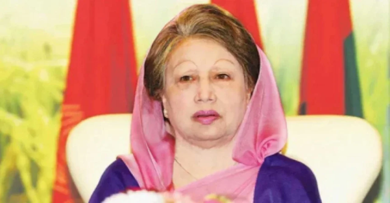 গভীর রাতে হাসপাতালে স্বাস্থ্য পরীক্ষা করিয়ে বাসায় ফিরেছেন খালেদা জিয়া