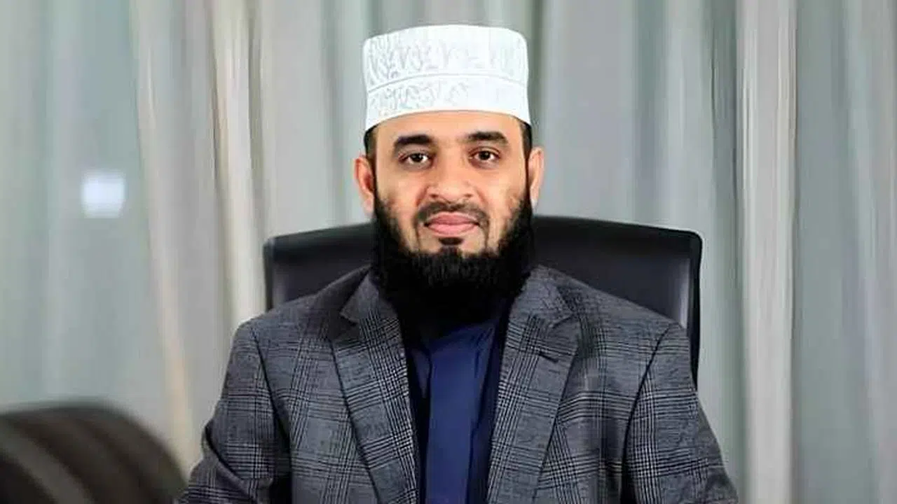 ভোটারদের ভারসাম্যপূর্ণ ও জবাবদিহিমূলক রাষ্ট্র গঠনের আহ্বান জানালেন মিজানুর রহমান আজহারি
