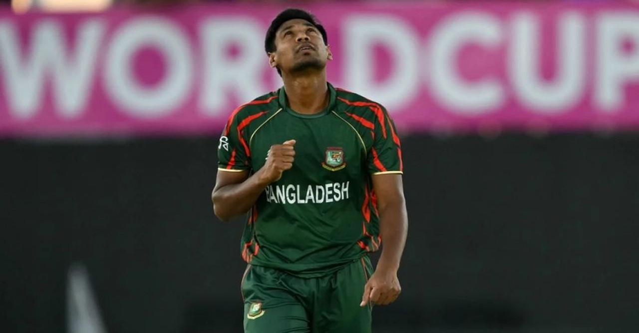 ৩০ বছরে মোস্তাফিজ, জন্মদিনে শুভেচ্ছায় ভাসালেন আইপিএলের তিন ফ্র্যাঞ্চাইজি