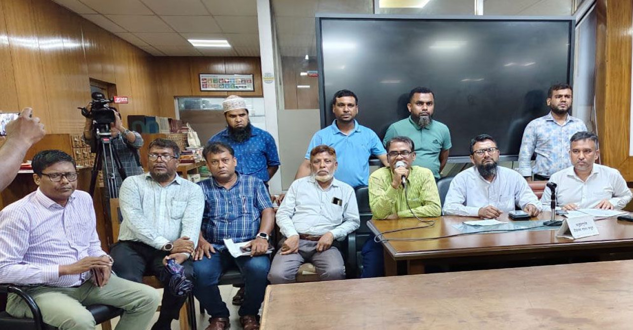 নতুন কর্মসূচি: রবিবার ও সোমবার পাঁচ উপদেষ্টার কাছে স্মারকলিপি দেবেন আন্দোলনরত কর্মচারীরা