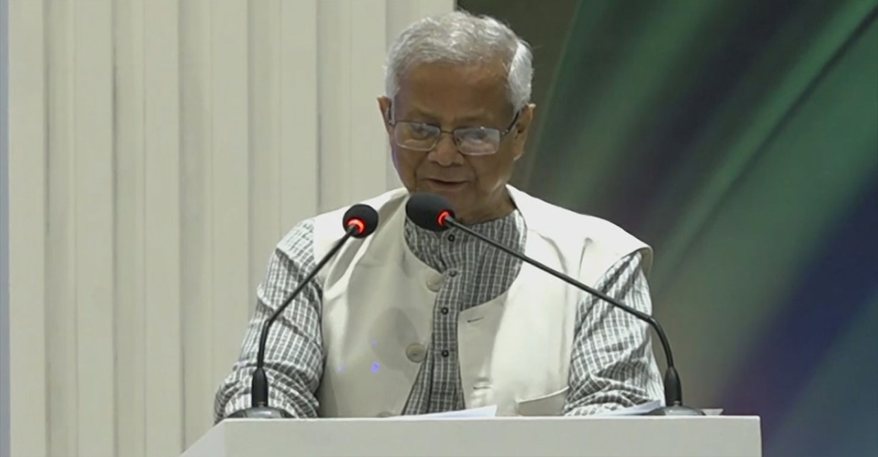বাংলাদেশকে উৎপাদন হাবে রূপান্তরের আহ্বান প্রধান উপদেষ্টা ড. ইউনূসের, চীনা বিনিয়োগকারীদের উদ্দেশে বক্তব্য