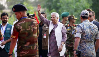 ক্ষুদ্রঋণ ব্যাংকে রূপ দিতে পৃথক আইন চান ড. ইউনূস