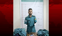 ভুয়া পুলিশের নাটক, খেলনা রিভলবারসহ ধরা পড়লেন বাবু মিয়া