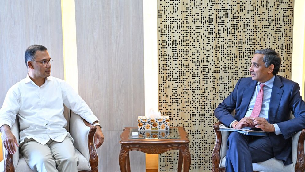 প্রধানমন্ত্রীর সঙ্গে আইএমএফ পরিচালকের সৌজন্য সাক্ষাৎ