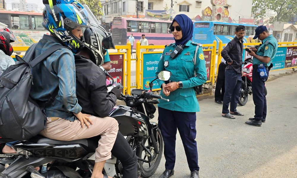 সিসি ক্যামেরায় ট্রাফিক আইন লঙ্ঘন ধরা পড়লে মামলা, হাজির না হলে গ্রেপ্তারি পরোয়ানা