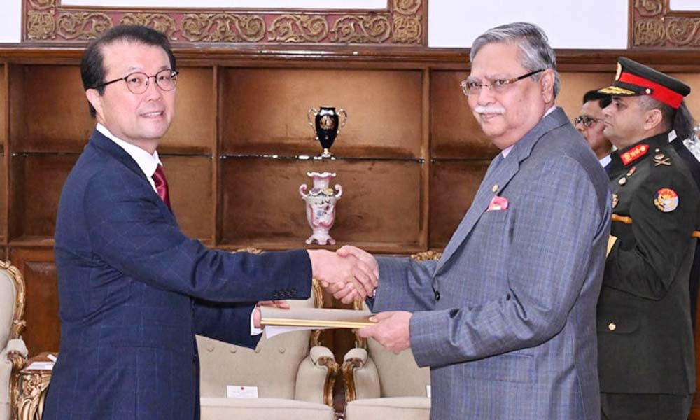 দক্ষিণ কোরিয়ার বিনিয়োগ বাড়ানোর আহ্বান রাষ্ট্রপতির, ব্যবসা-বান্ধব পরিবেশের কথা তুলে ধরলেন