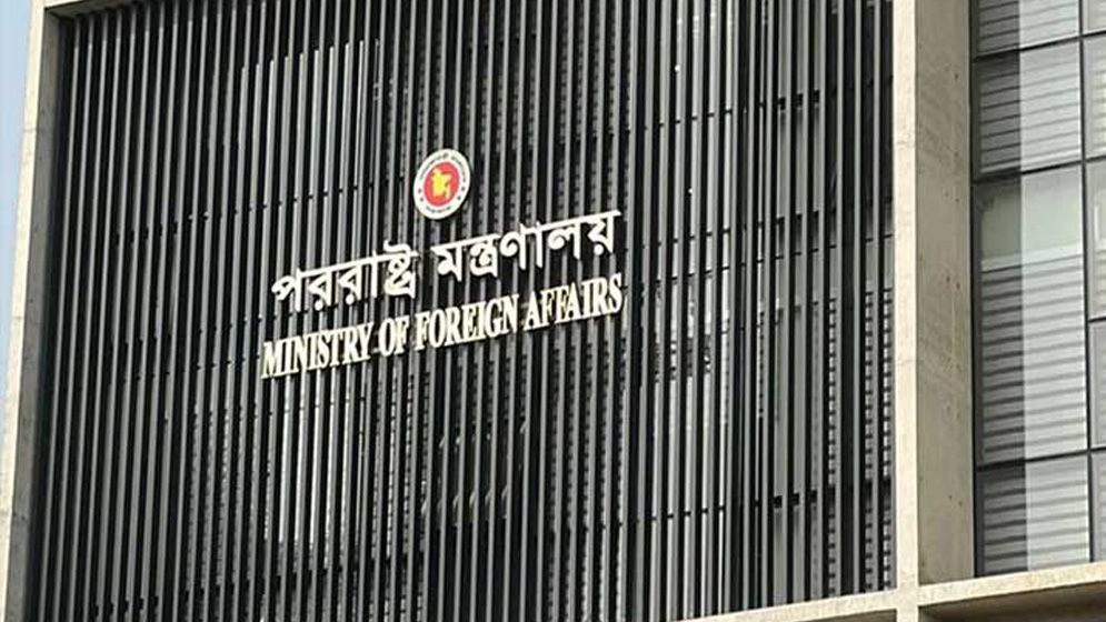 দিল্লি বিমানবন্দরে উপদেষ্টা জাহেদের ঘটনা নিয়ে ভারতের ব্যাখ্যায় সন্তুষ্ট নয় বাংলাদেশ