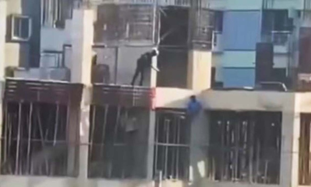 রামপুরায় কার্নিশে ঝুলে থাকা তরুণকে গুলির মামলার রায় আজ