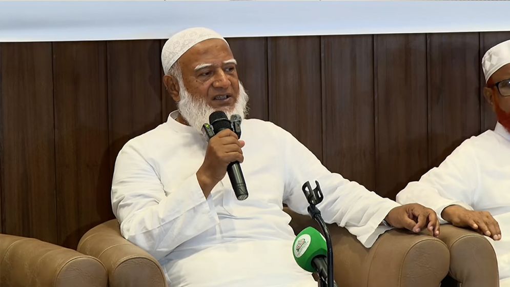 সংবিধান সংস্কারে জনগণের ম্যান্ডেটের কথা স্মরণ করালেন জামায়াত আমির
