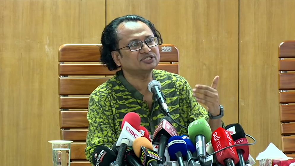 বাংলাদেশে শেখ হাসিনার রাজনৈতিক ভবিষ্যৎ নেই’: তথ্য উপদেষ্টা
