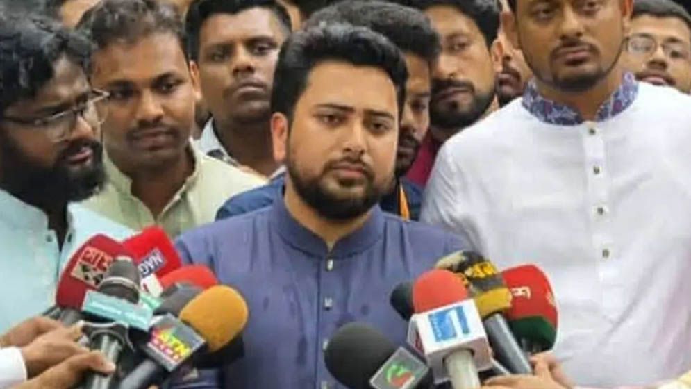 এনসিপির ওপর হামলায় বিএনপি নেতাকর্মীদের দায়ী করলেন নাহিদ ইসলাম