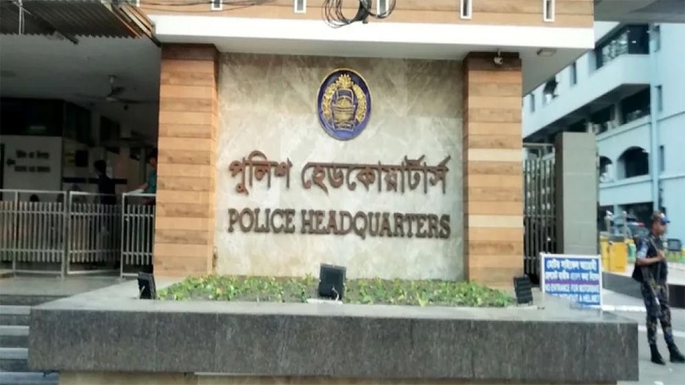 পুলিশের যানবাহনে সম্ভাব্য নাশকতার আশঙ্কা, দেশজুড়ে সর্বোচ্চ সতর্কতা