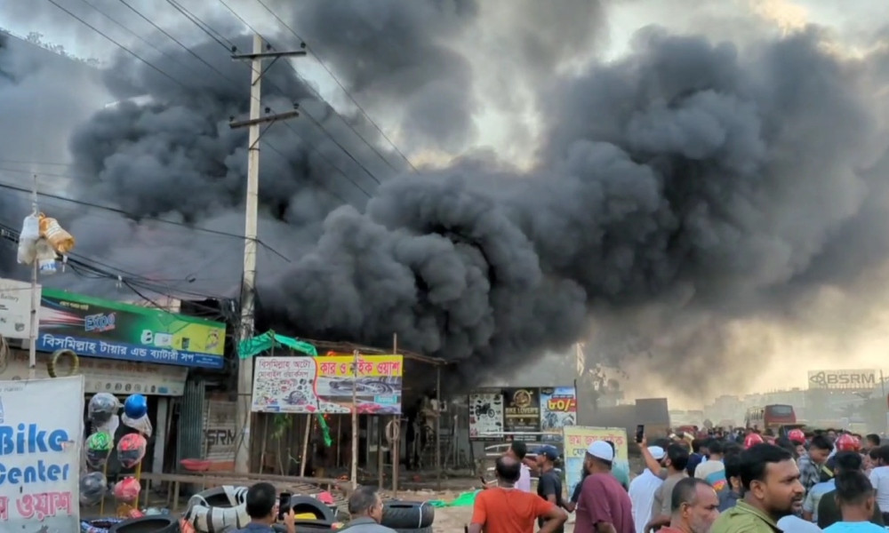 নারায়ণগঞ্জে কেমিক্যাল গোডাউনে আগুন, নিয়ন্ত্রণে ২ ইউনিট