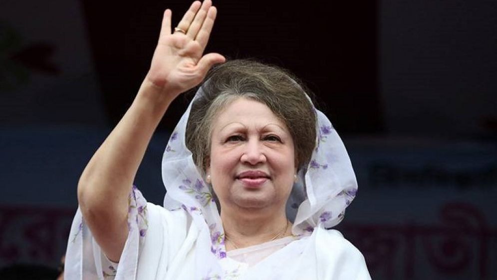গৃহবধূ থেকে আপসহীন নেত্রী বেগম খালেদা জিয়া