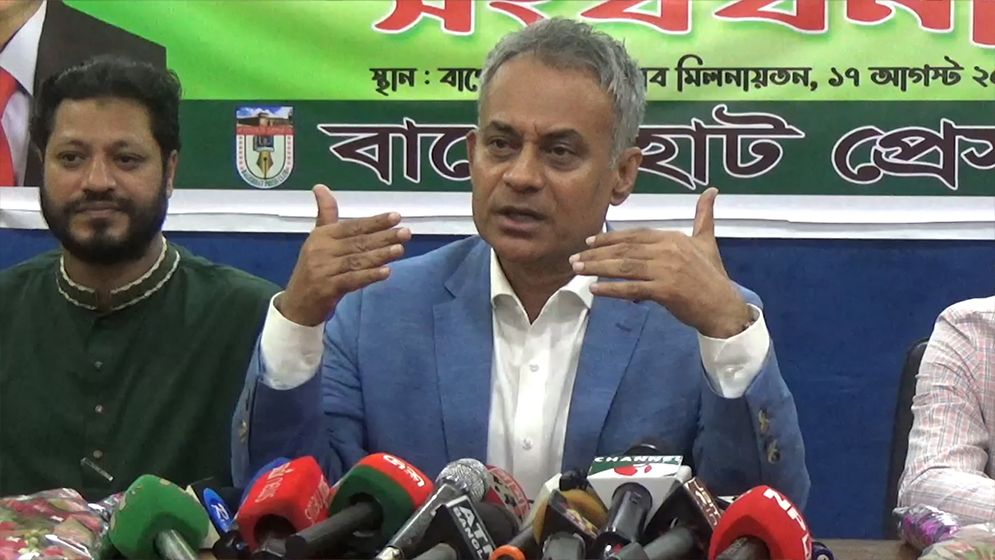 জ্বালানি সংকট কাটাতে তিন মেয়াদি পরিকল্পনা নেওয়া হচ্ছে: সড়ক পরিবহনমন্ত্রী