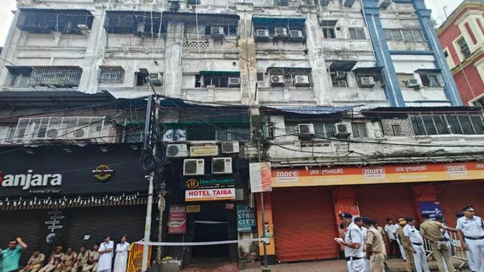 কলকাতার হোটেলে আগুন: নিহত ৯ জনের ৫ জনই বাংলাদেশি