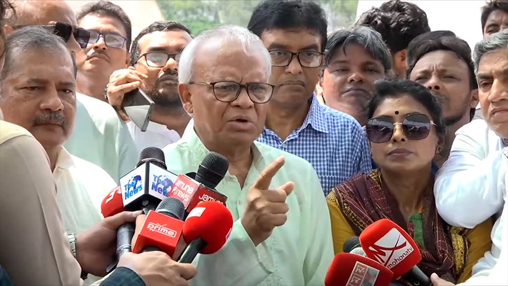 সংকটের মধ্যেও জনগণের প্রতি সরকার দায়বদ্ধ: রিজভী