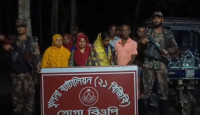 অবৈধপথে ভারতে যাওয়ার সময় যশোরে আটক ৮